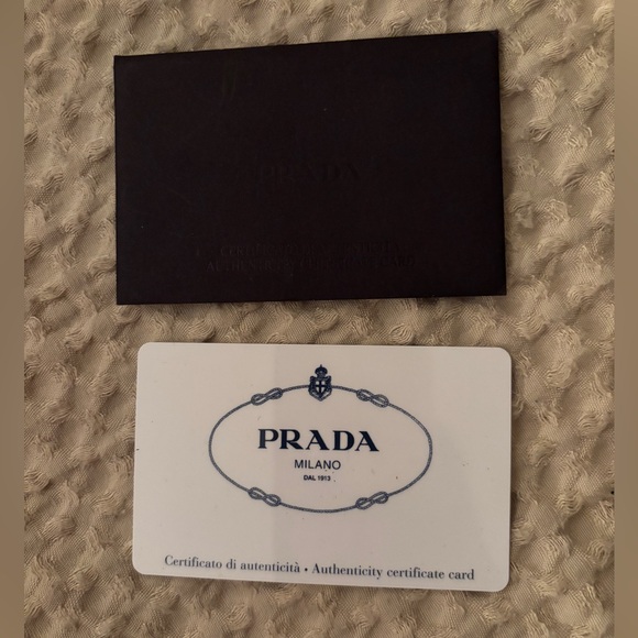 PRADA Large Saffiano Leather Wallet - Picture 9 of 10
